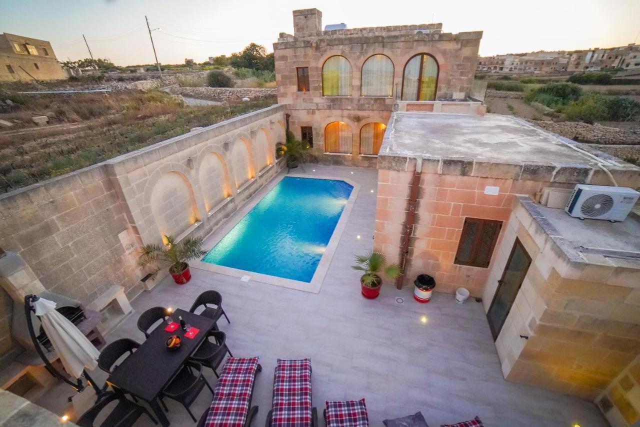 Sant Anton Tal-Qabbieza Farmhouse Villa Kerċem Eksteriør billede