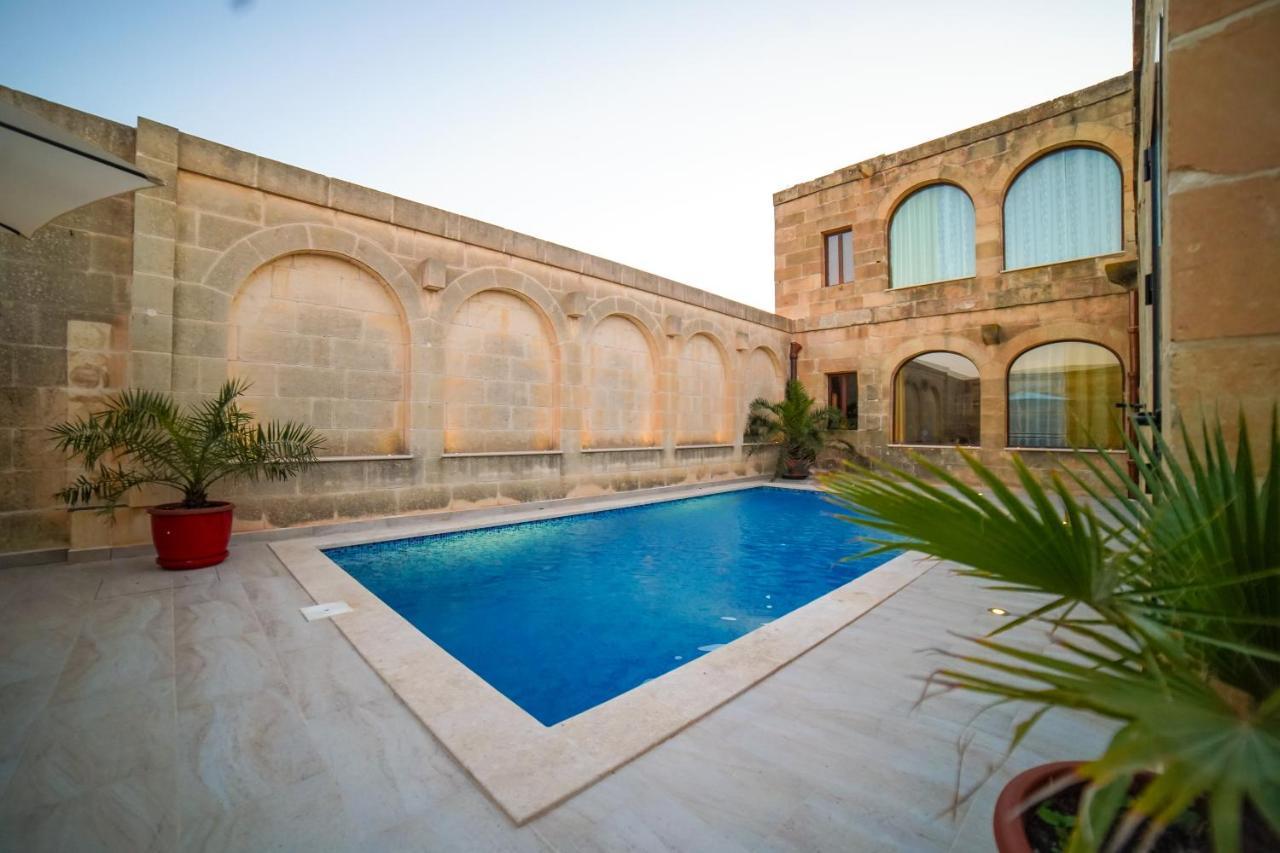 Sant Anton Tal-Qabbieza Farmhouse Villa Kerċem Eksteriør billede