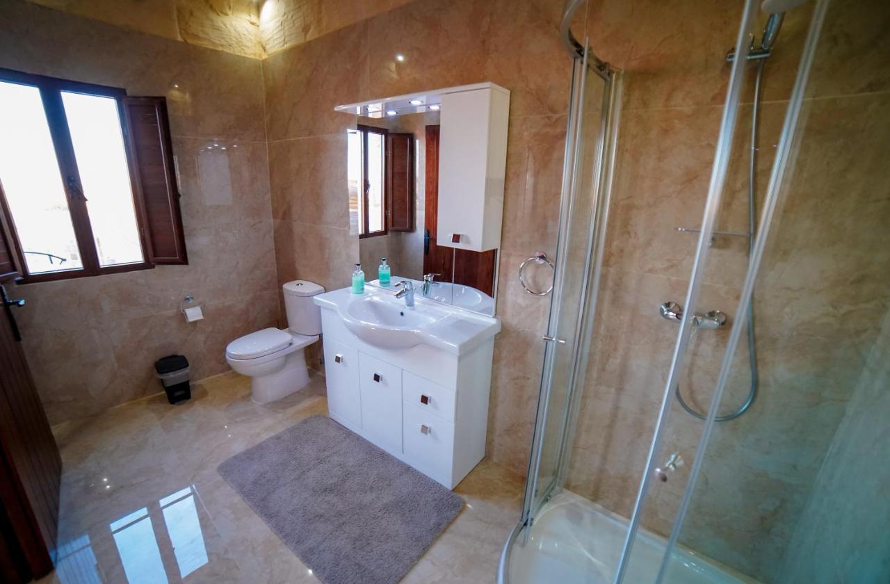 Sant Anton Tal-Qabbieza Farmhouse Kerċem Eksteriør billede