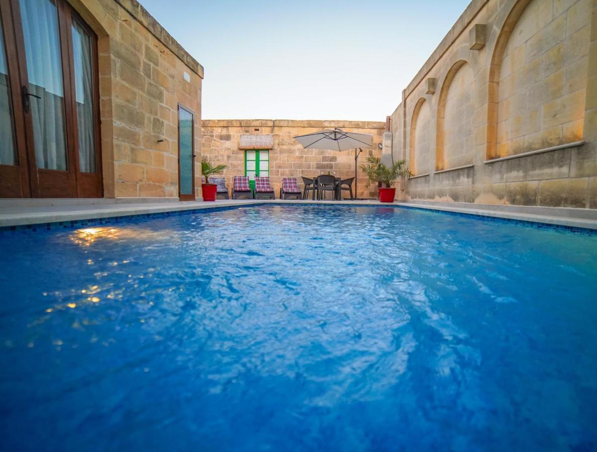 Sant Anton Tal-Qabbieza Farmhouse Villa Kerċem Eksteriør billede